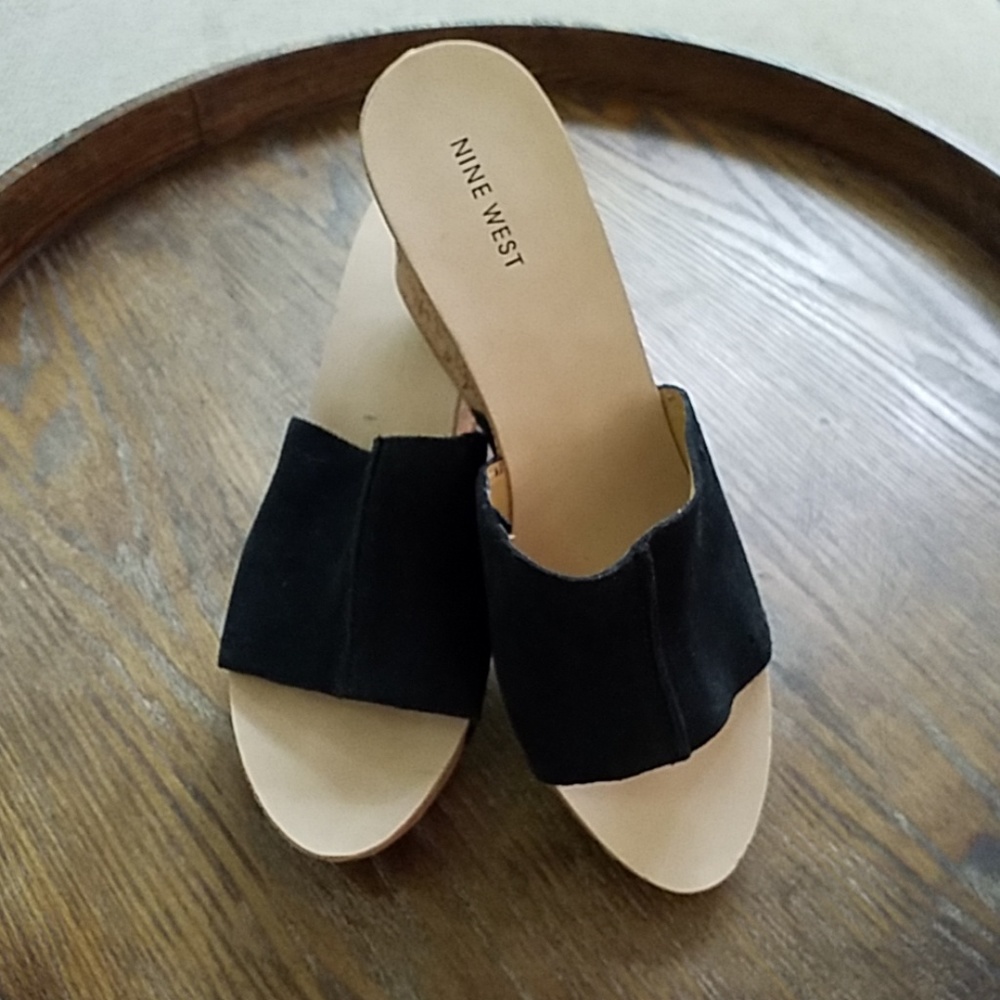 Sexy Nine West Leather & Cork Slides NWOT
